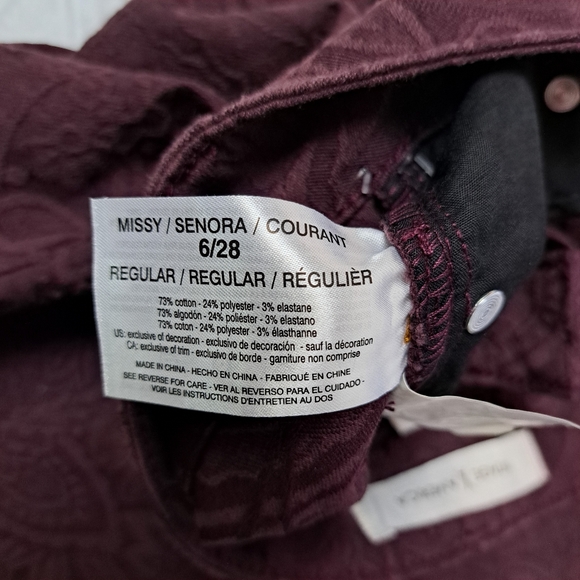 Vintage America Wonderland Skinny Jean - Picture 12 of 12